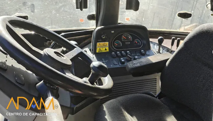 Curso operacion y mantencion de retroexcavadora temuco araucania 011